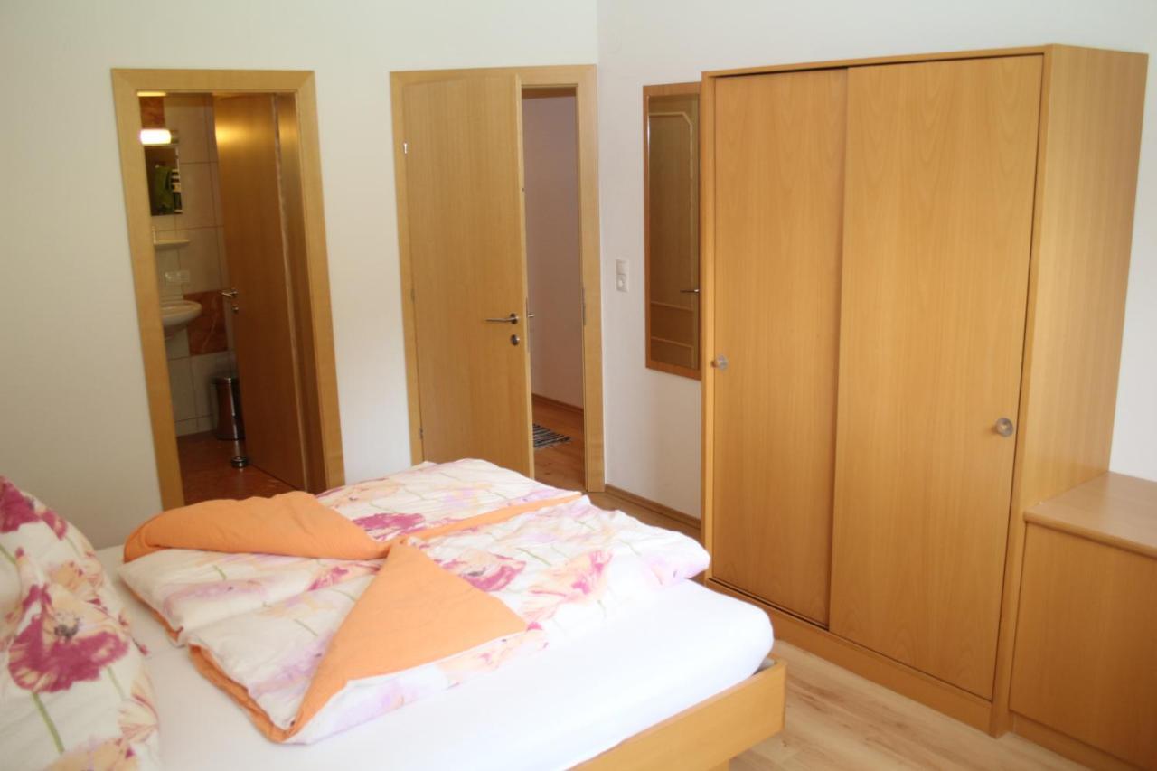 Michelas - Hof Umhausen Bagian luar foto